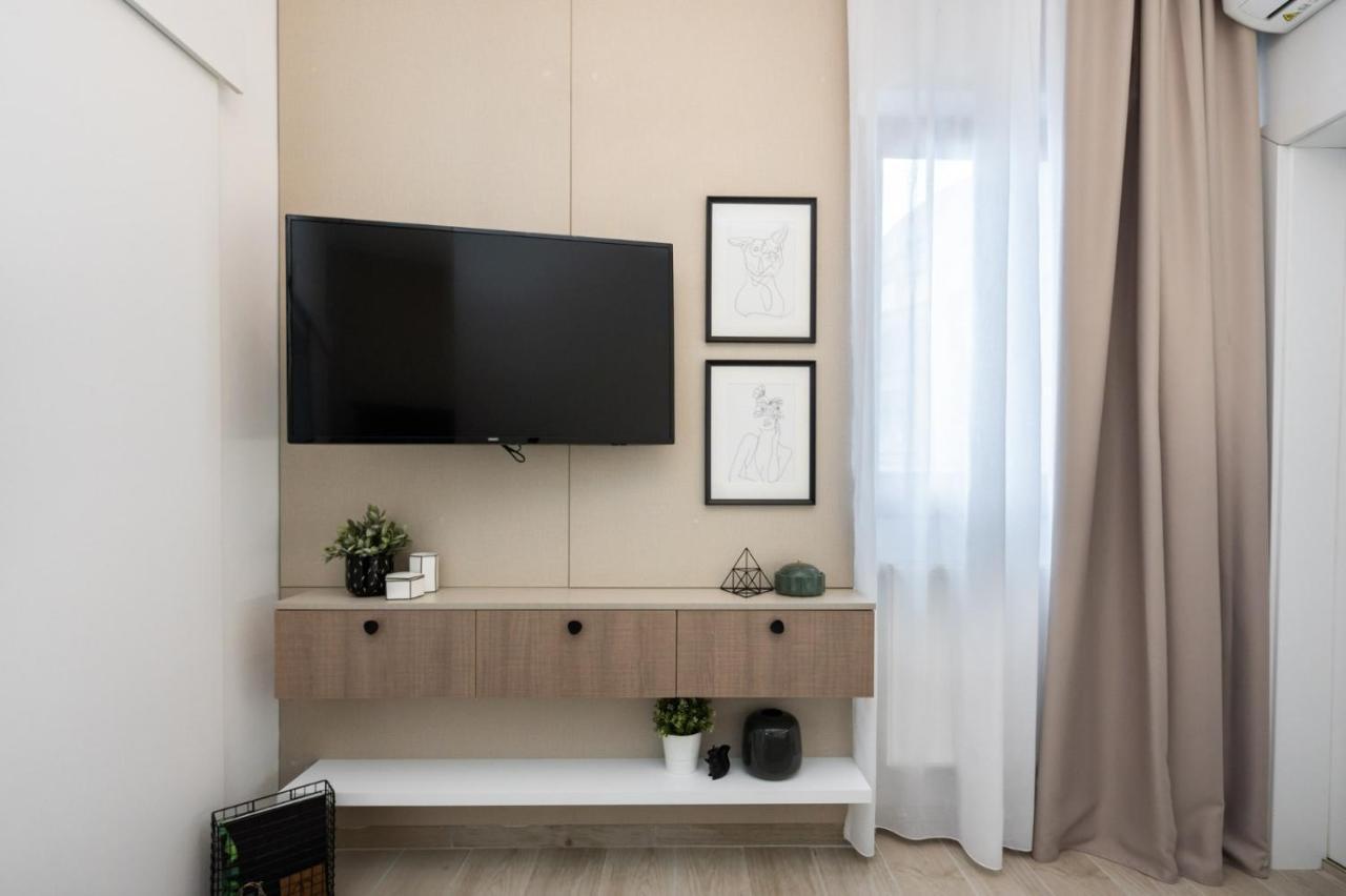 Old Town Bucharest Deluxe Apartment ภายนอก รูปภาพ